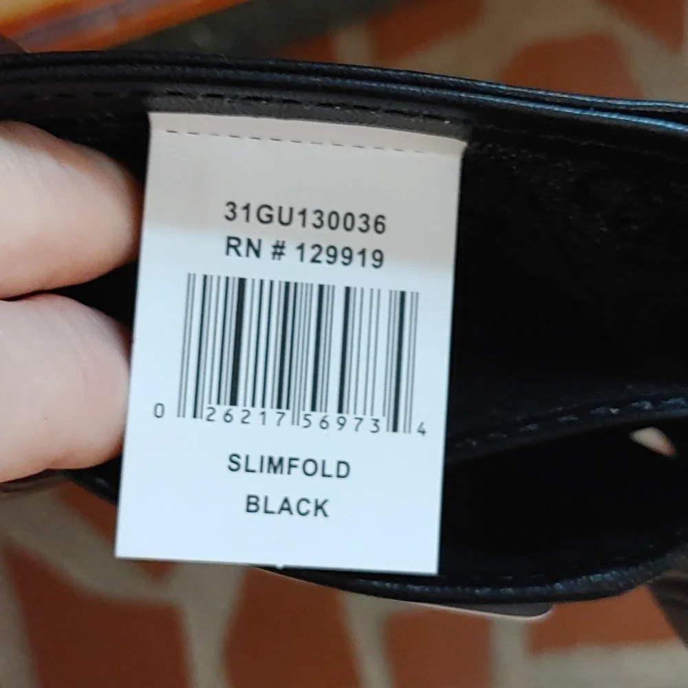 Guess Men's Slimfold Bifold Black Leather Wallet (840)